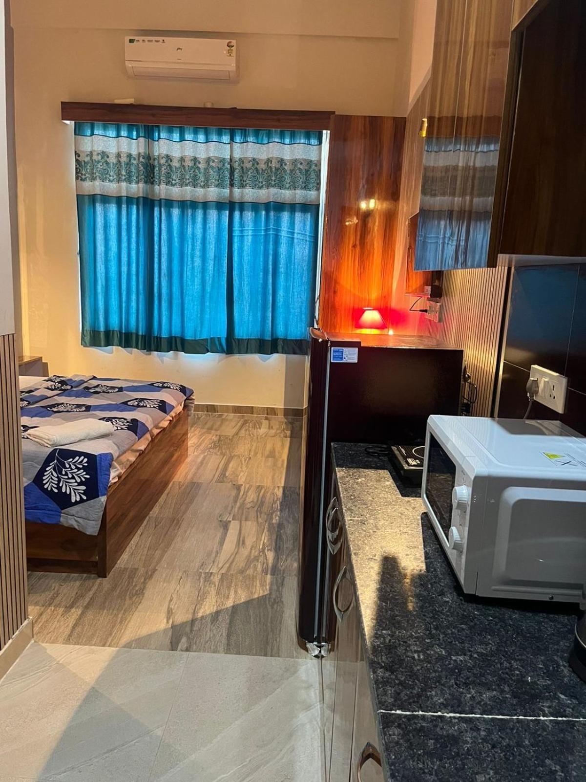 Studio Apartment In גרייטר נוידה מראה חיצוני תמונה
